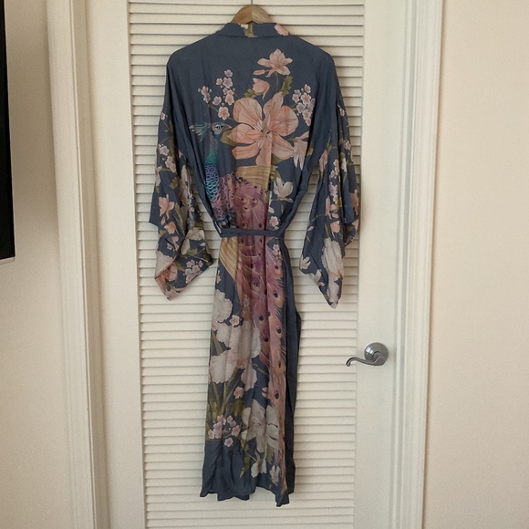 Spell and Gypsy Collective Waterfall Kimono S/ M - Picture 5 of 6